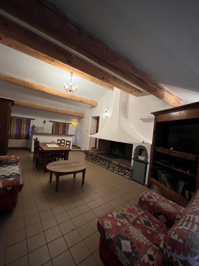 Le Cabanon Des Cigales Provencale Villa Puymeras Exterior photo